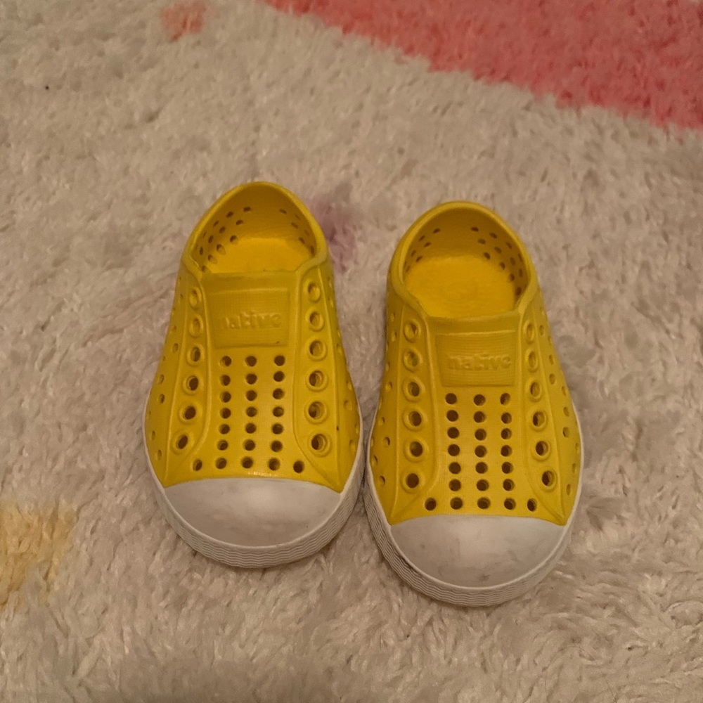 Native yellow toddler shoes